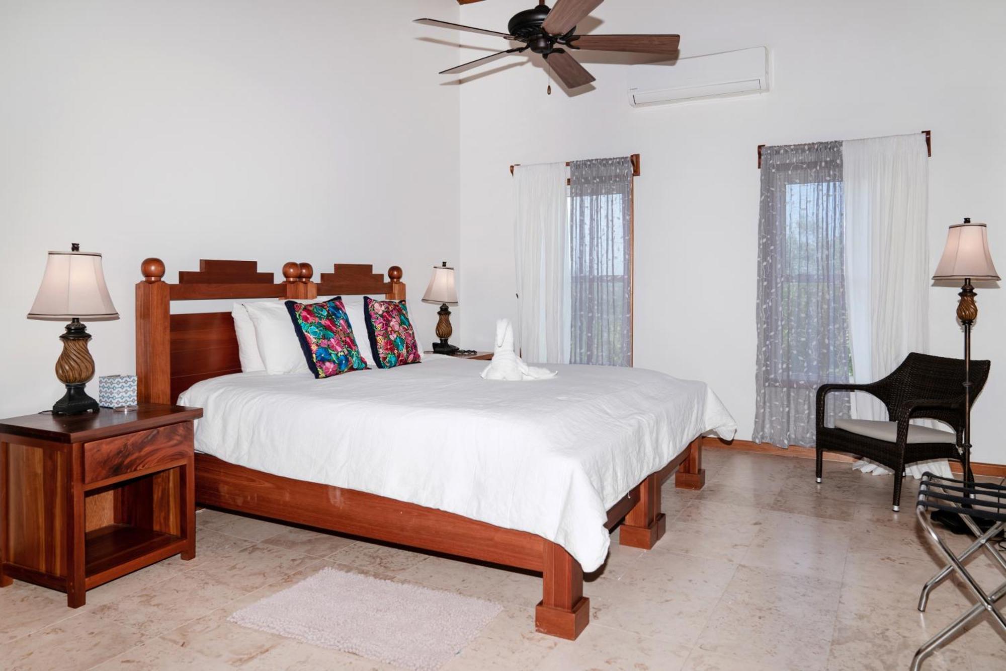 Residences At Barrier Reef 4C Oceanview 2 Bedroom By Stay Floreo San Pedro  Exterior foto